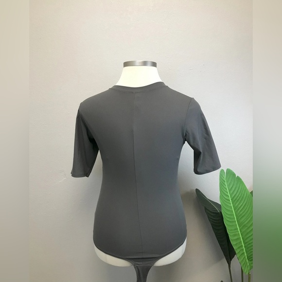 Spanx Ribbed Crew Neck Short Sleeve Bodysuit - Size XL - Picture 5 of 6